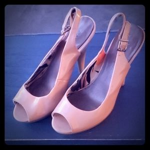 Madden Girl Peep Toe